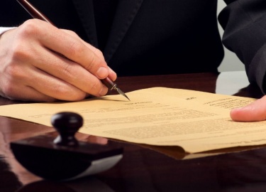 Статья рассматривает процесс досудебного урегулирования земельных споров, его основные преимущества и недостатки. Предлагаются практические рекомен...