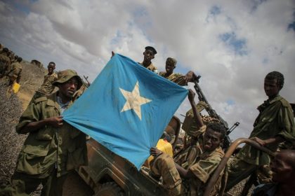 Сомали объявляет о планах по осуществлению прямого всеобщего избирательного права к 2024 году.