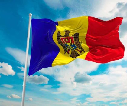 Конституционный суд Молдовы признал оппозиционную партию "неконституционной".