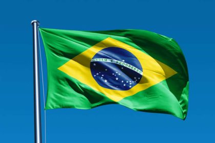 Президент Бразилии подписал приказ об ограничении доступа гражданского населения к огнестрельному оружию. 